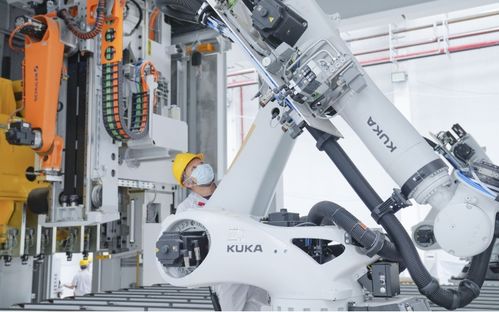 恒大造車崛起,特斯拉地位不保 中美新能源汽車的巔峰對決